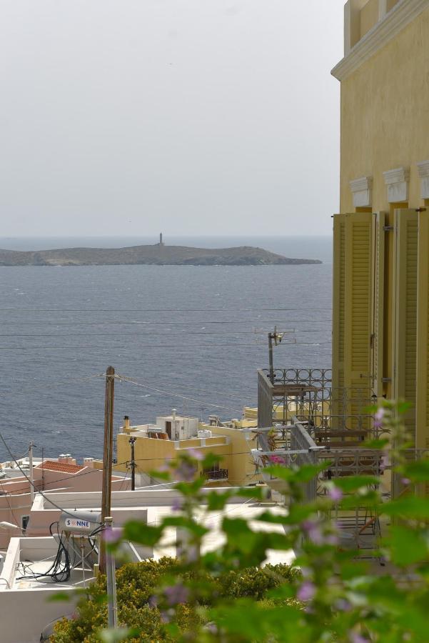 Syrene Luxury Suites Ermoupoli Exterior foto